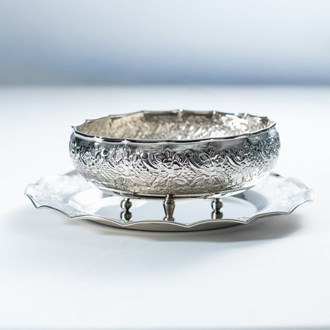Crafted footed bowl set -  طقم  منقوش بالرجول بولة/طبق